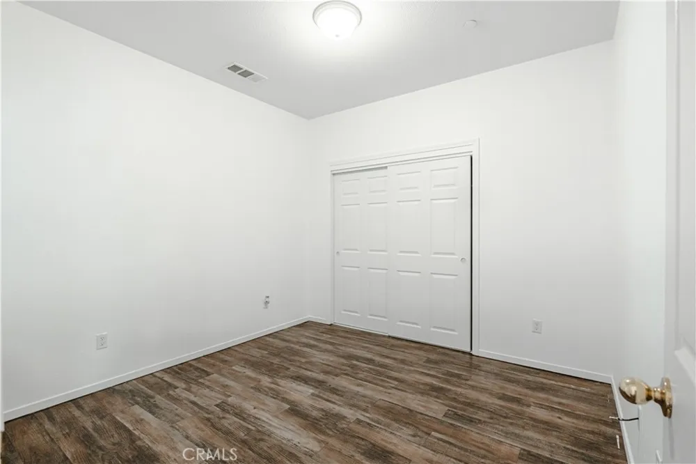 7443 Ensminger Visalia, CA 93291