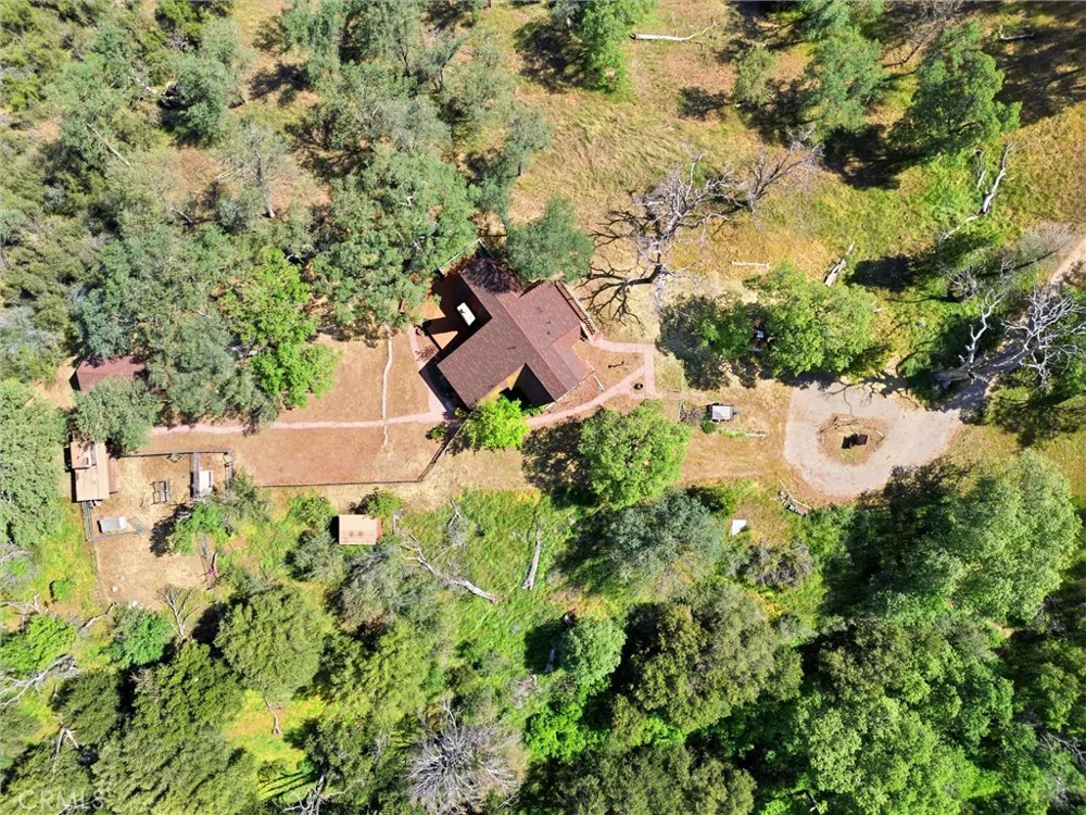 24300 Woodbine Court Tehachapi, CA 93561