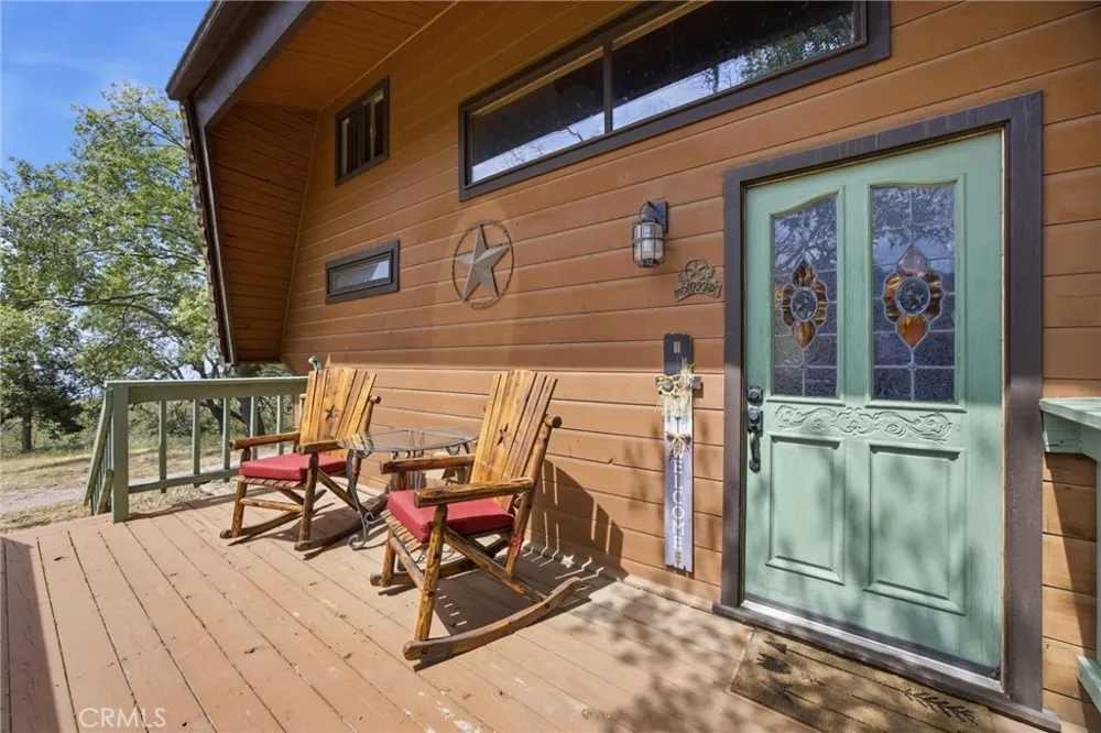 24300 Woodbine Court Tehachapi, CA 93561