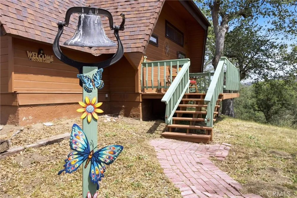 24300 Woodbine Court Tehachapi, CA 93561