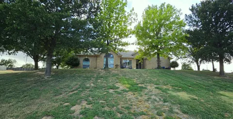 17250 Valley Lake Drive