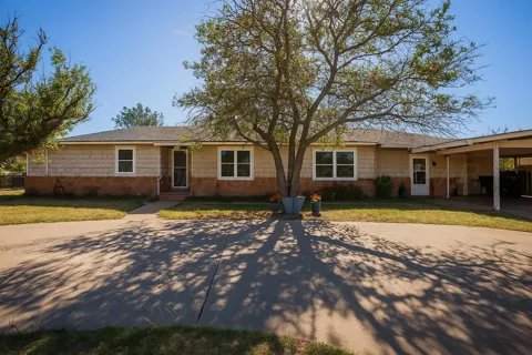 50 Fannin Drive