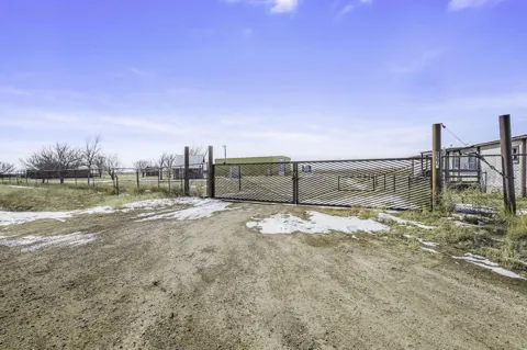 8275 County Road 4