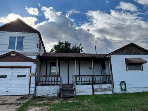 401 Estireno Street