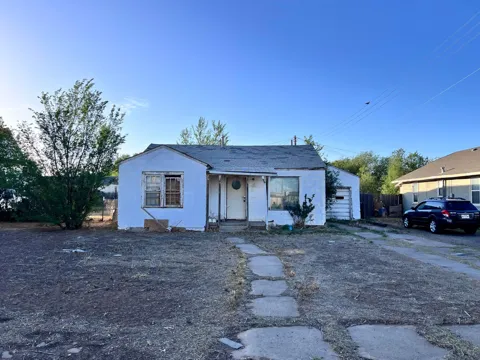 406 W 3rd Street