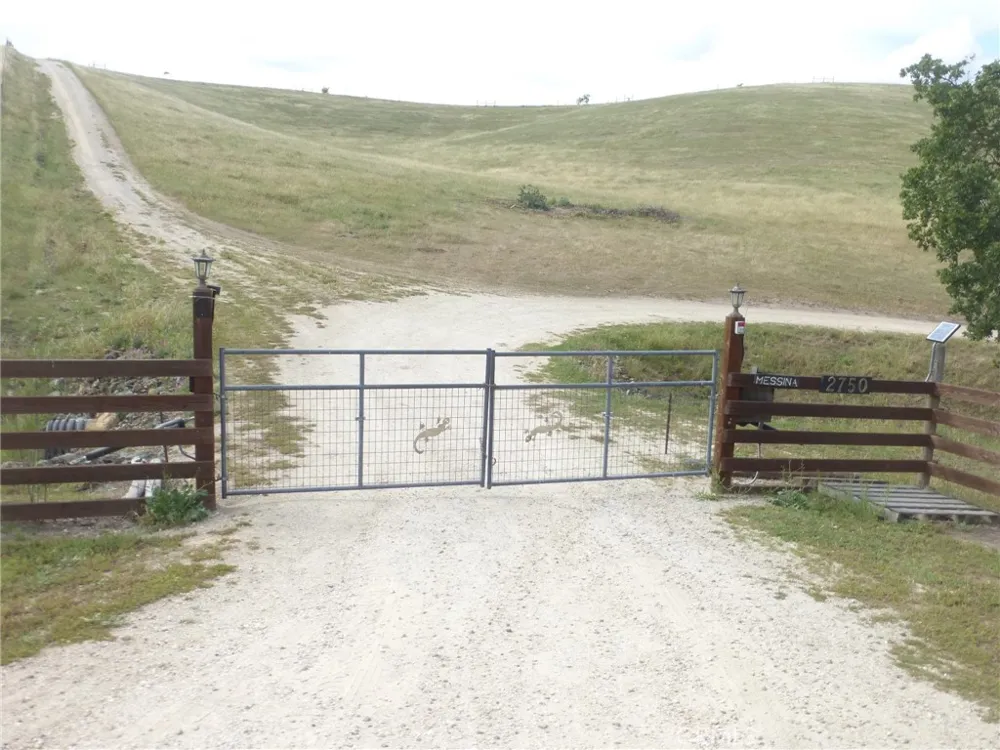 2750 Raptor Ridge Trail Templeton, CA 93465