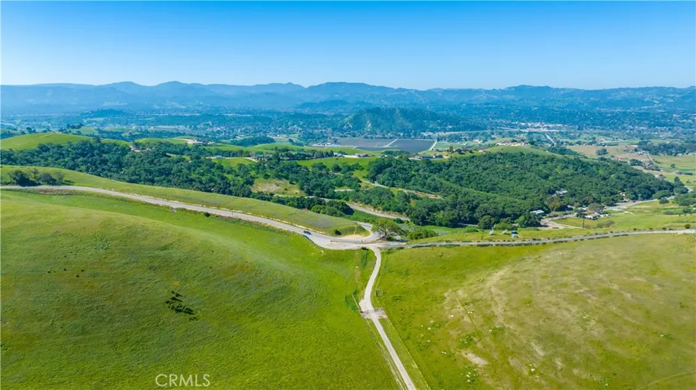 2750 Raptor Ridge Trail Templeton, CA 93465
