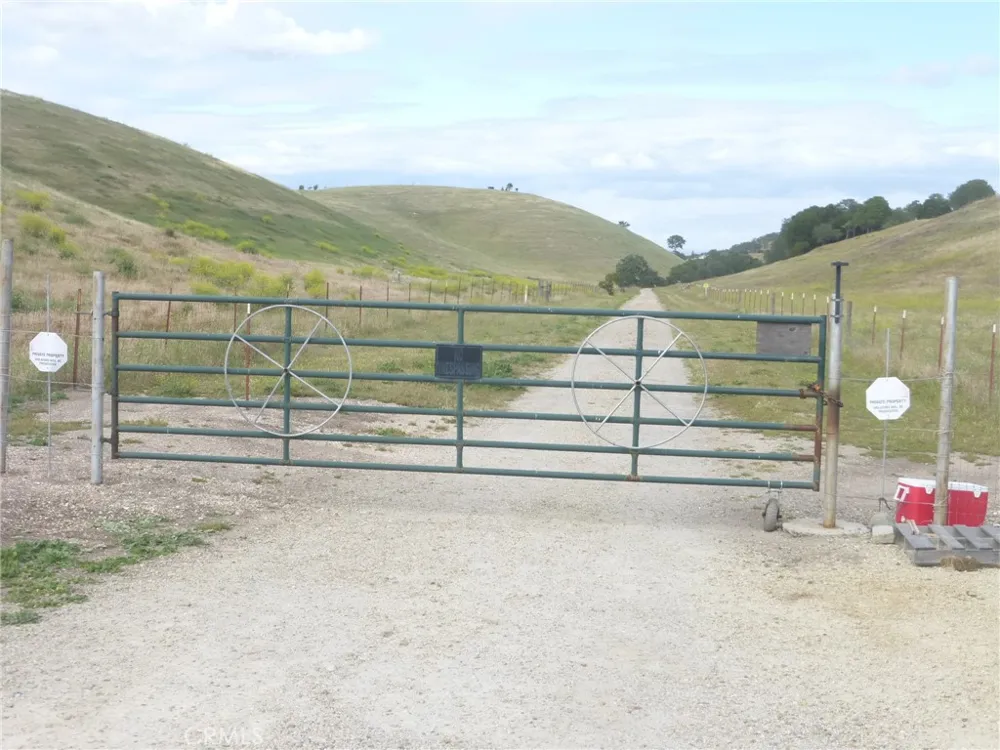2750 Raptor Ridge Trail Templeton, CA 93465