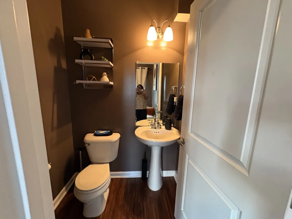 4112 George Buchanan Dr La Vergne, TN 37086