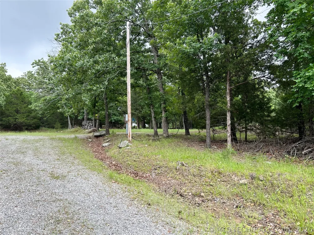 18 Inola Court Canadian, OK 74425