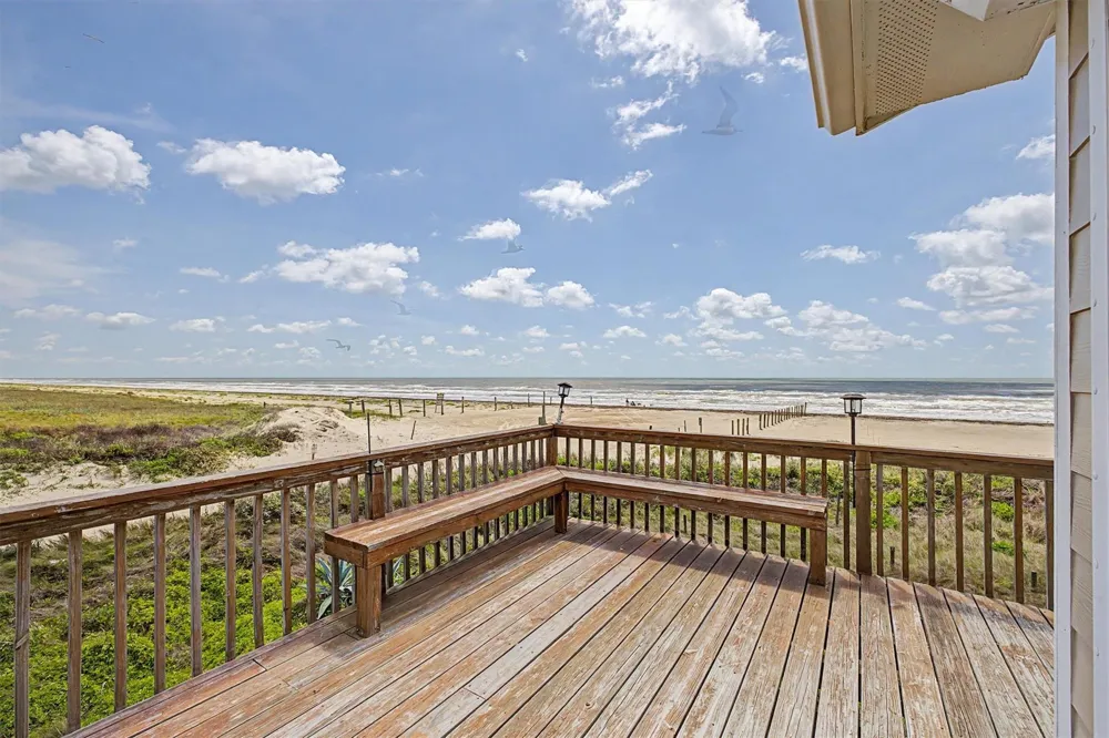 16505 Jamaica Beach Road Jamaica Beach, TX 77554