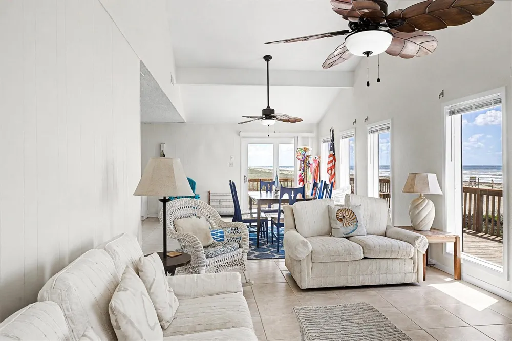 16505 Jamaica Beach Road Jamaica Beach, TX 77554
