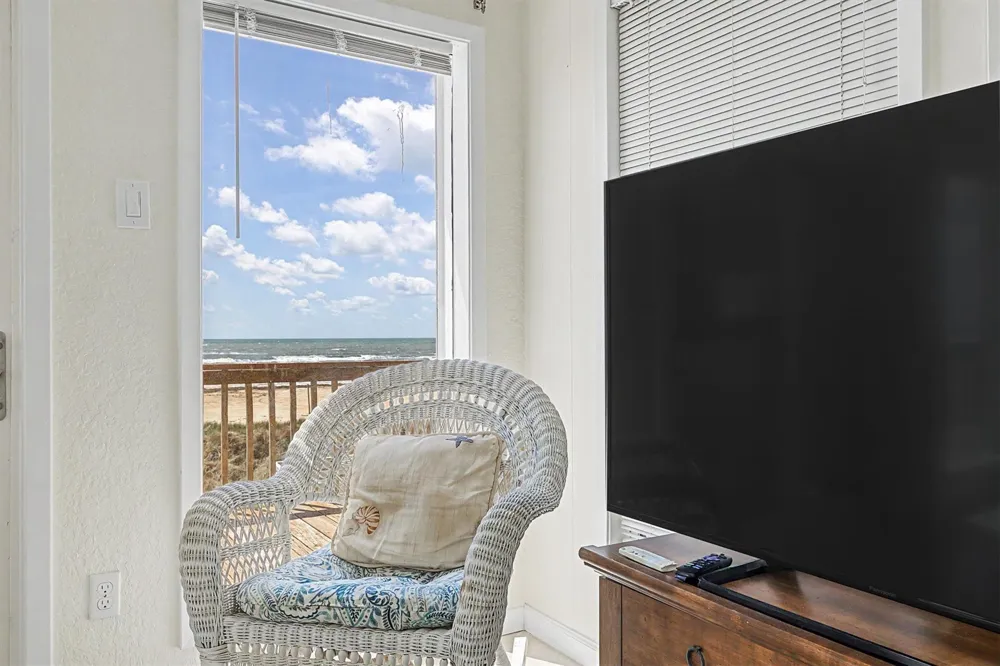 16505 Jamaica Beach Road Jamaica Beach, TX 77554