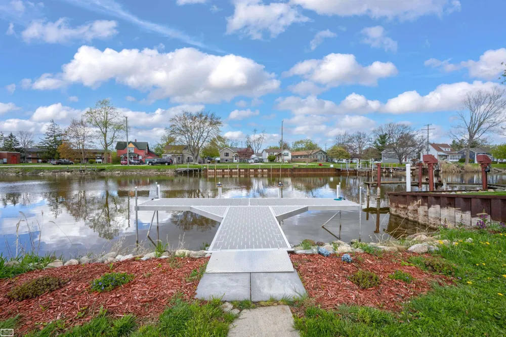 342 S Mary Street Marine City City, MI 48039