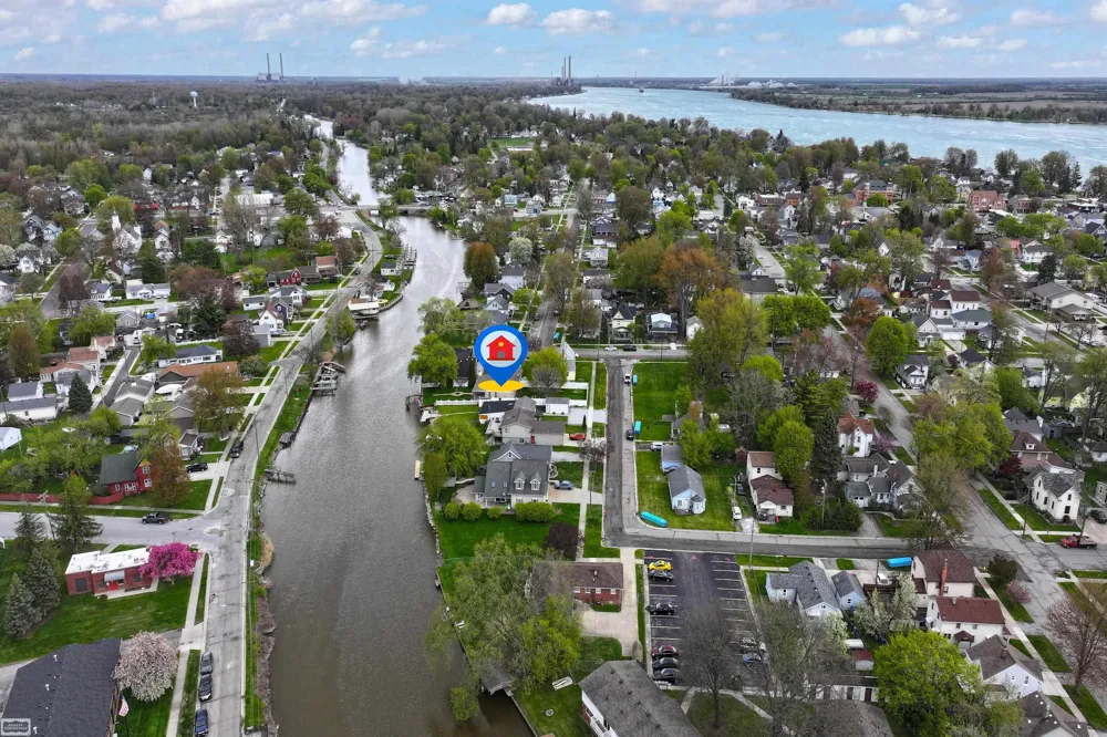 342 S Mary Street Marine City City, MI 48039