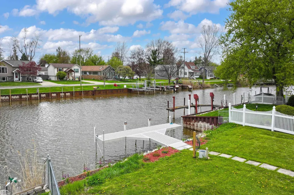 342 S Mary Street Marine City City, MI 48039