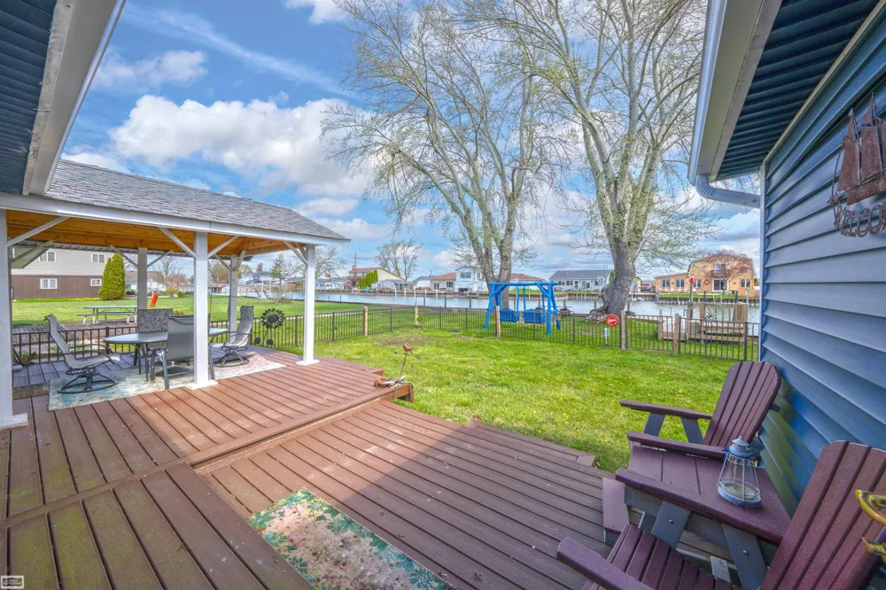 6334 Marina Drive Clay Township, MI 48001