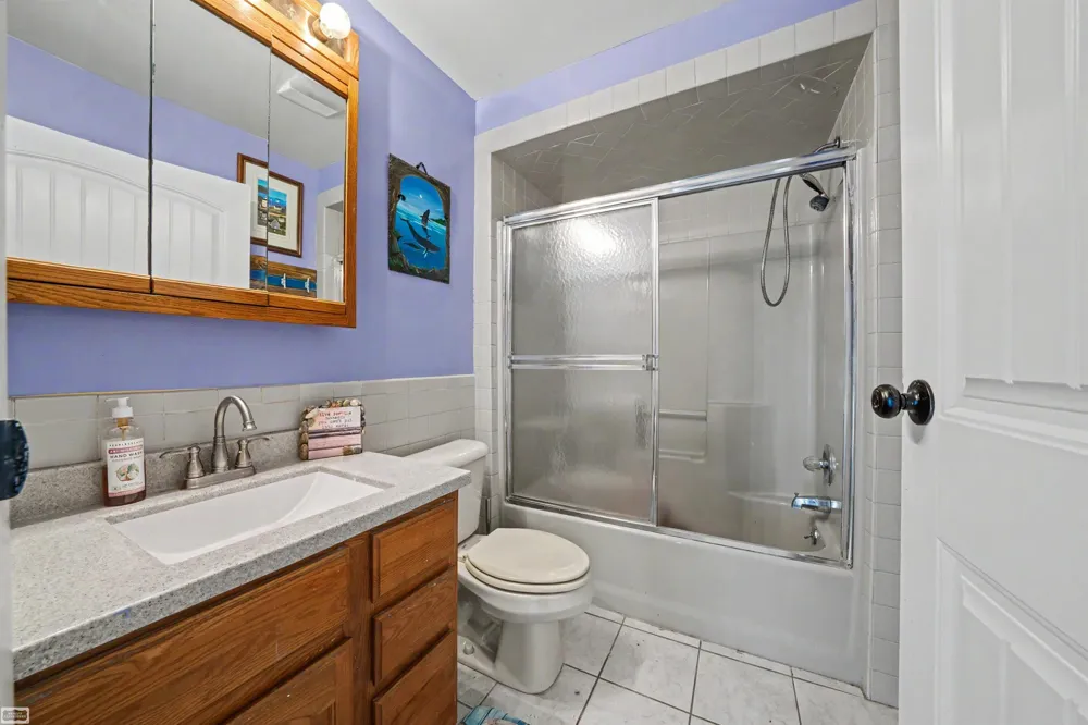 6334 Marina Drive Clay Township, MI 48001