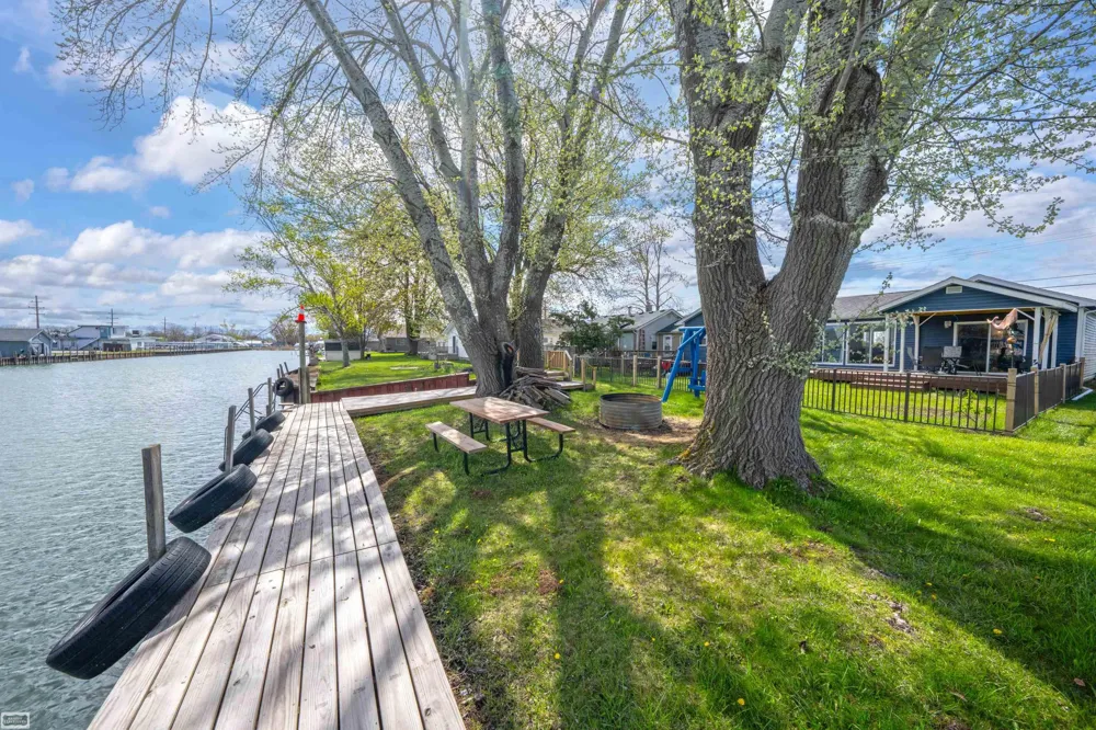 6334 Marina Drive Clay Township, MI 48001