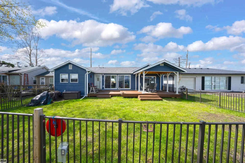6334 Marina Drive Clay Township, MI 48001