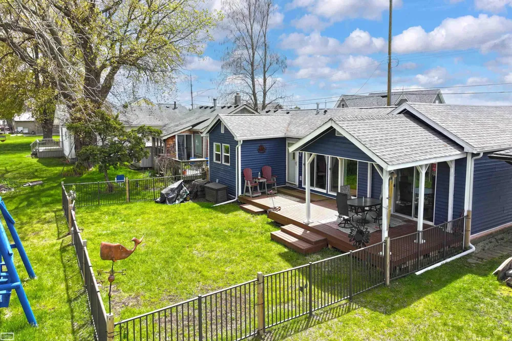 6334 Marina Drive Clay Township, MI 48001