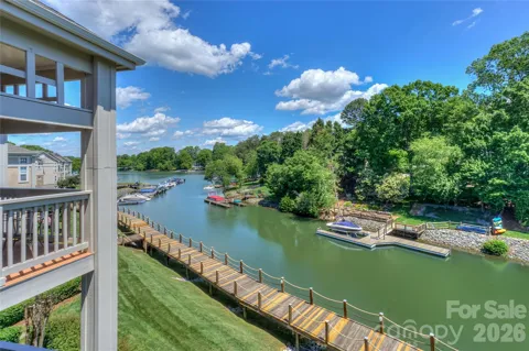 104 Pier 33 Drive #312