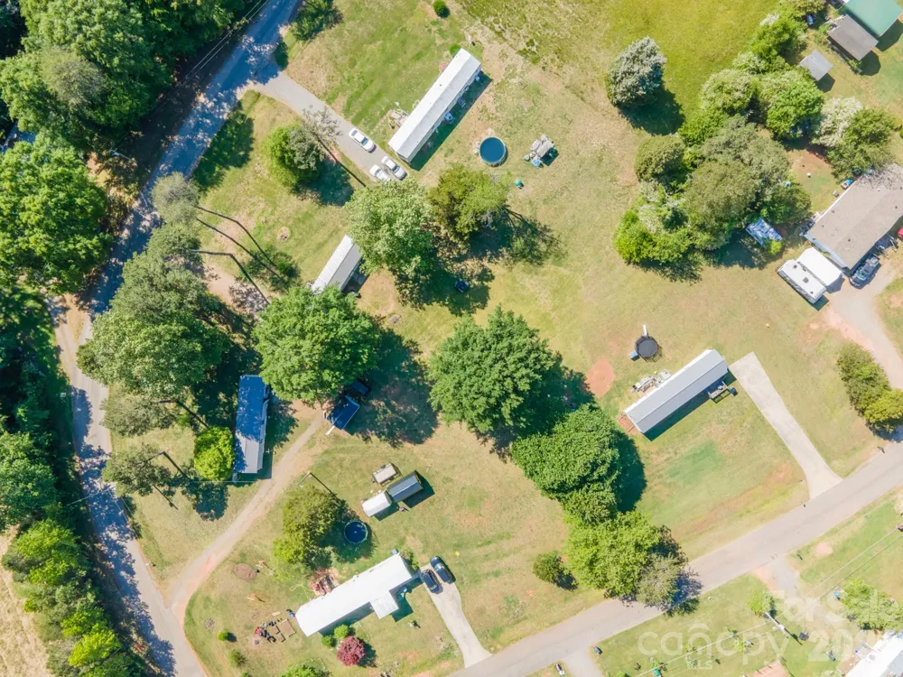 142 & 146 Delaware Road Statesville, NC 28625