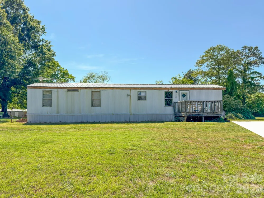 142 & 146 Delaware Road Statesville, NC 28625