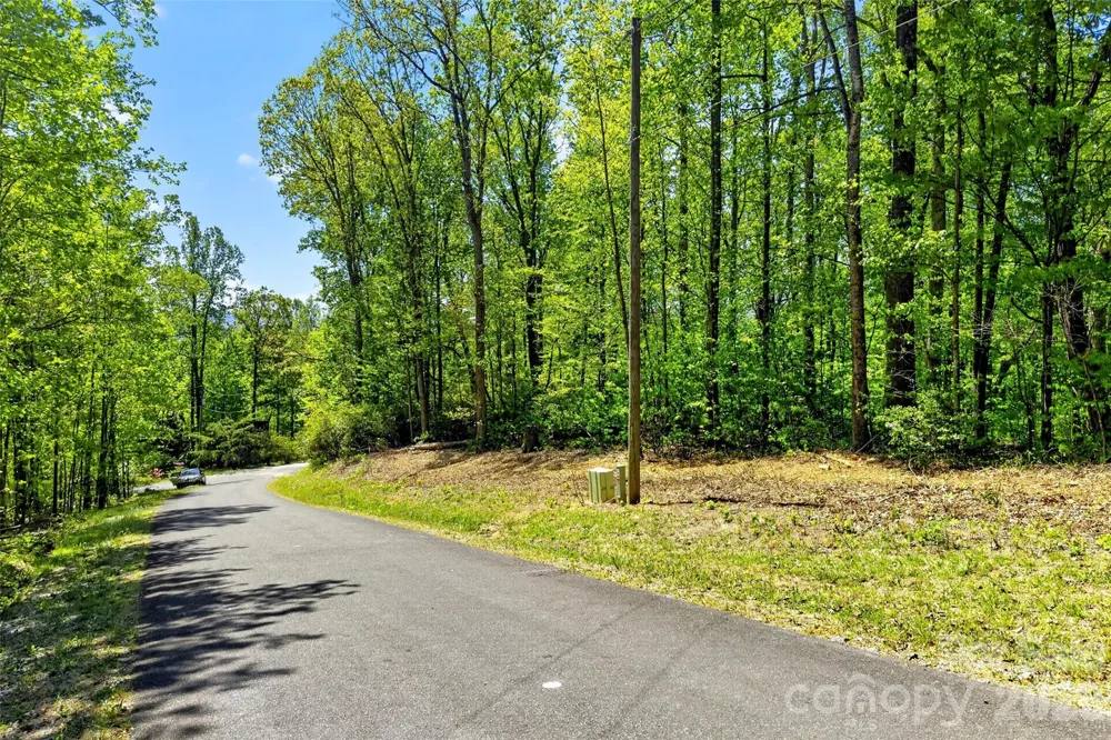7 Gateway Parkway Old Fort, NC 28762