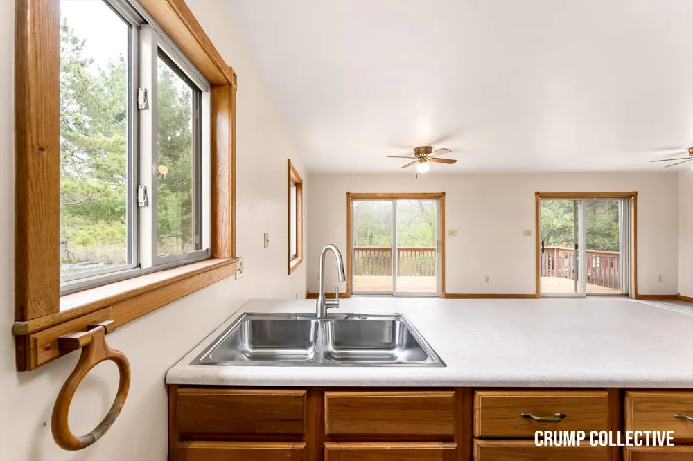 9129 Lakeside Drive Perrinton, MI 48871
