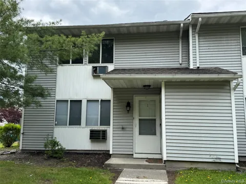 1 Ruth Court