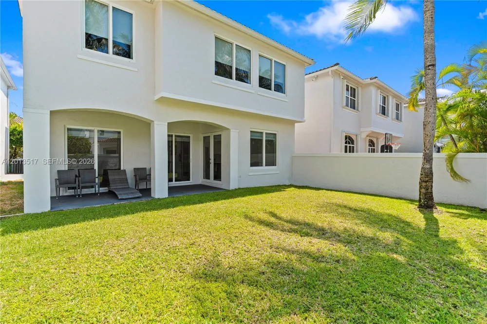 3188 NE 211th Ter Aventura, FL 33180