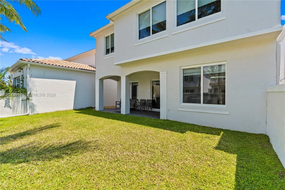 3188 NE 211th Ter Aventura, FL 33180