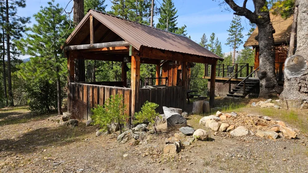 46336 Silvertip Way North Fork, CA 93643