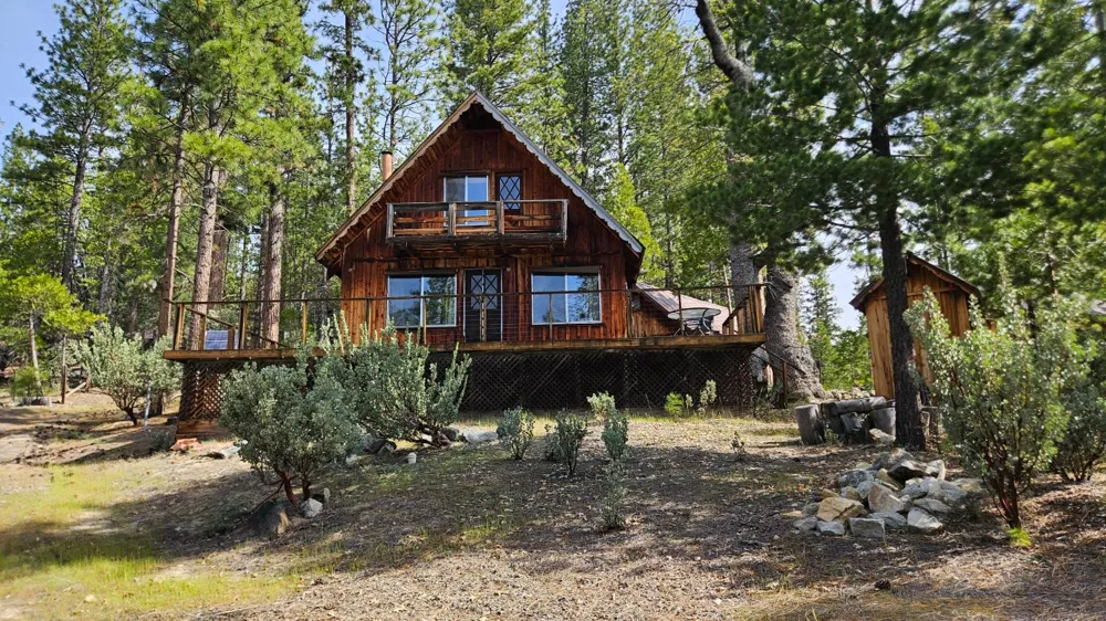 46336 Silvertip Way North Fork, CA 93643