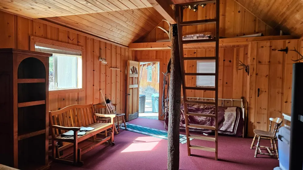 46336 Silvertip Way North Fork, CA 93643