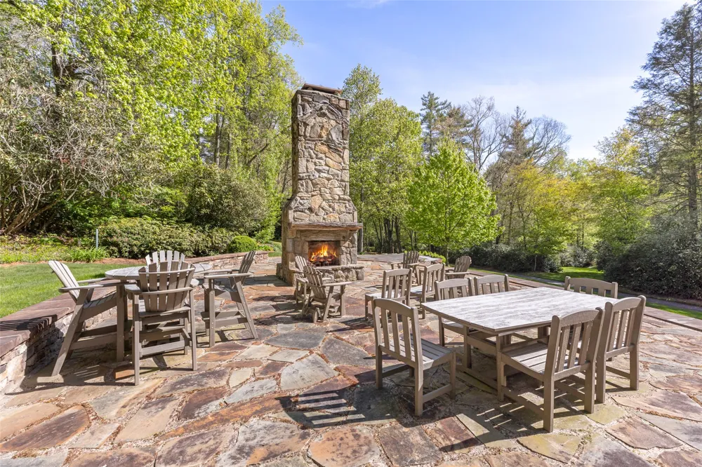 133 Horseshoe Bend Lane Cullowhee, NC 28723