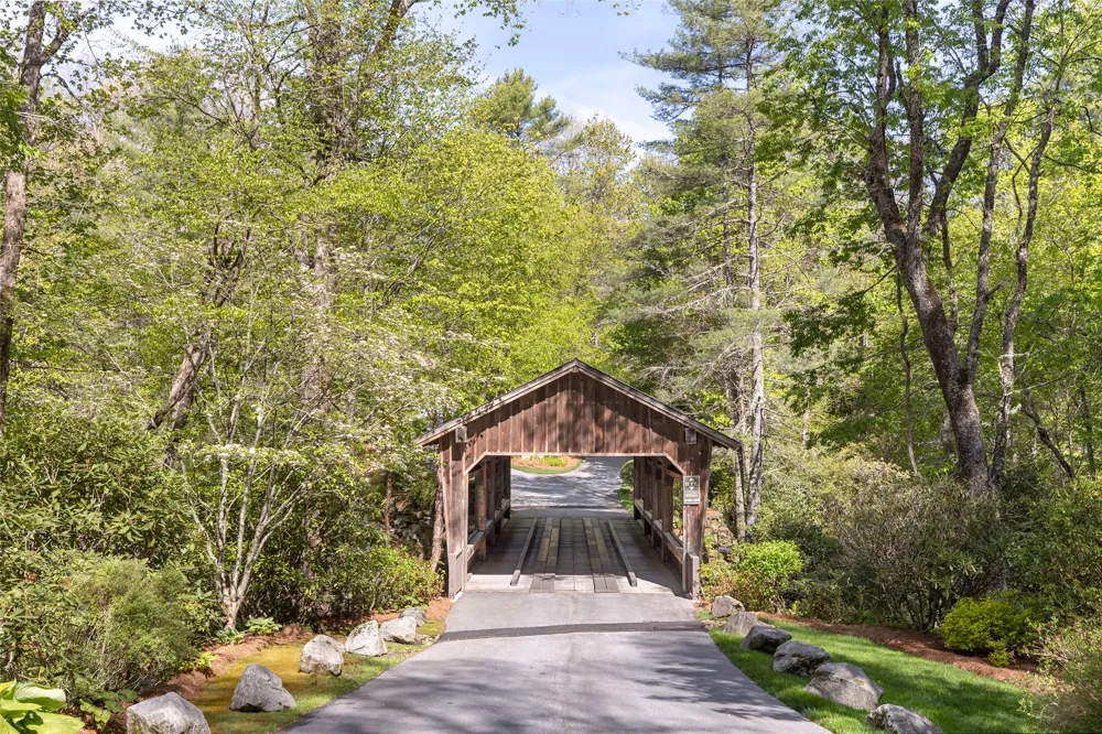 133 Horseshoe Bend Lane Cullowhee, NC 28723