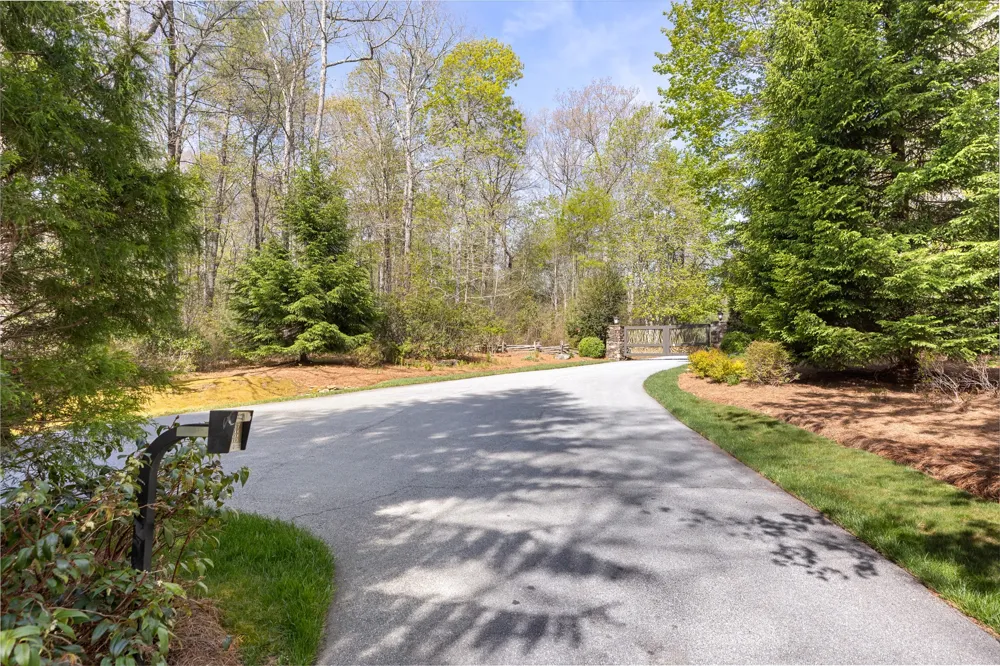 133 Horseshoe Bend Lane Cullowhee, NC 28723