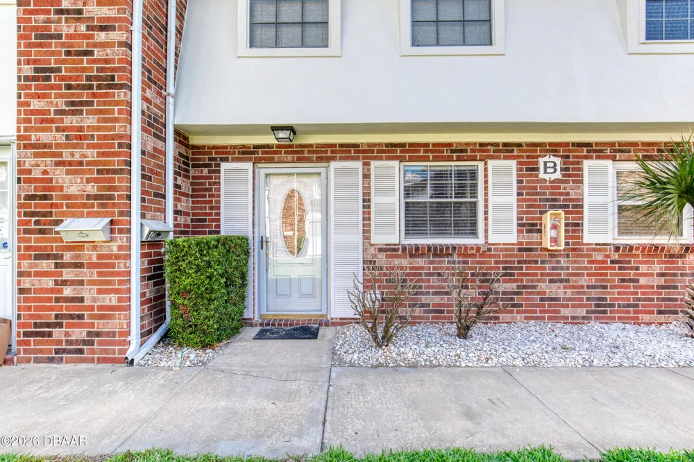 2200 S Palmetto Avenue #b040 South Daytona, FL 32119