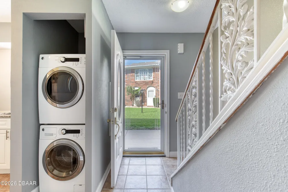 2200 S Palmetto Avenue #b040 South Daytona, FL 32119