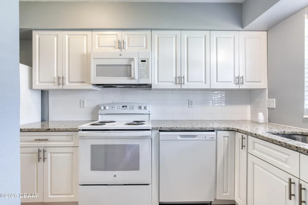 2200 S Palmetto Avenue #b040 South Daytona, FL 32119