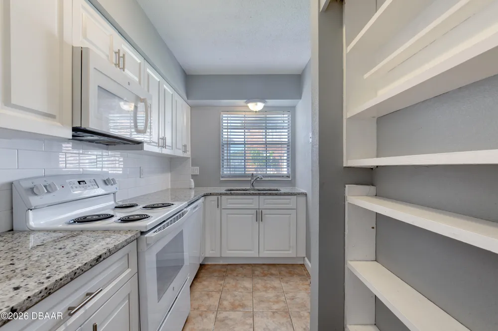 2200 S Palmetto Avenue #b040 South Daytona, FL 32119