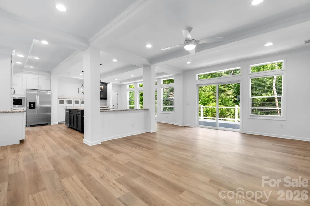 7006 Waterfront Place Granite Falls, NC 28630