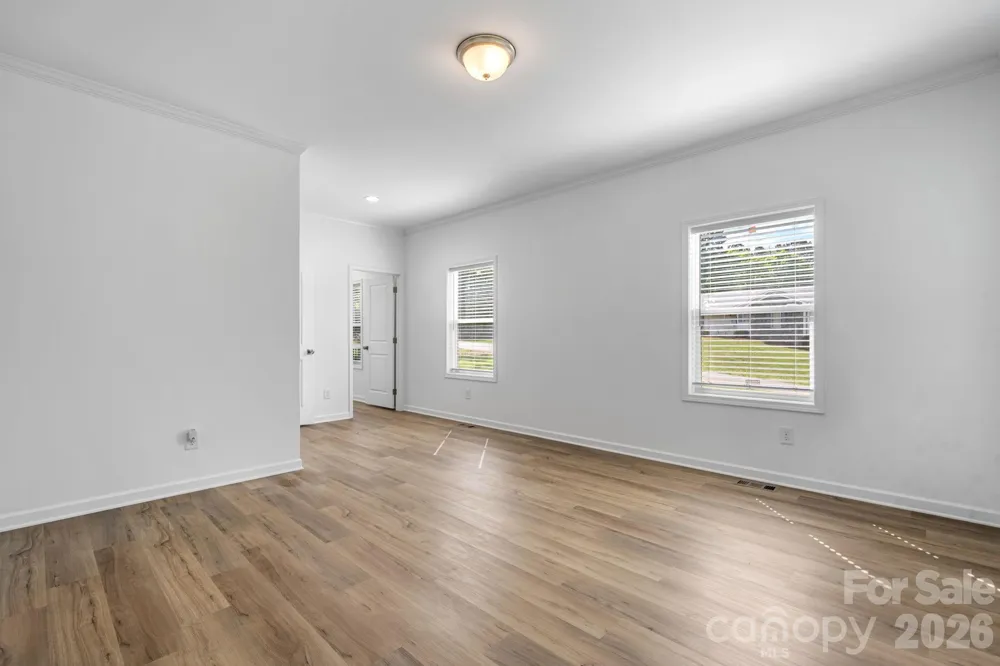 7006 Waterfront Place Granite Falls, NC 28630