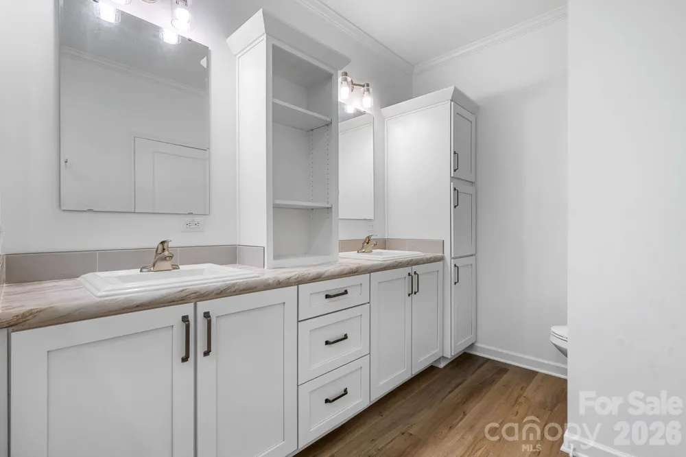 7006 Waterfront Place Granite Falls, NC 28630