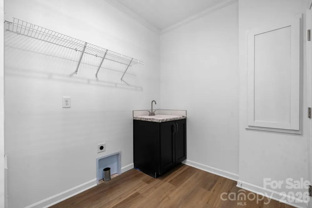 7006 Waterfront Place Granite Falls, NC 28630