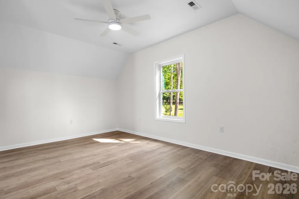 7006 Waterfront Place Granite Falls, NC 28630