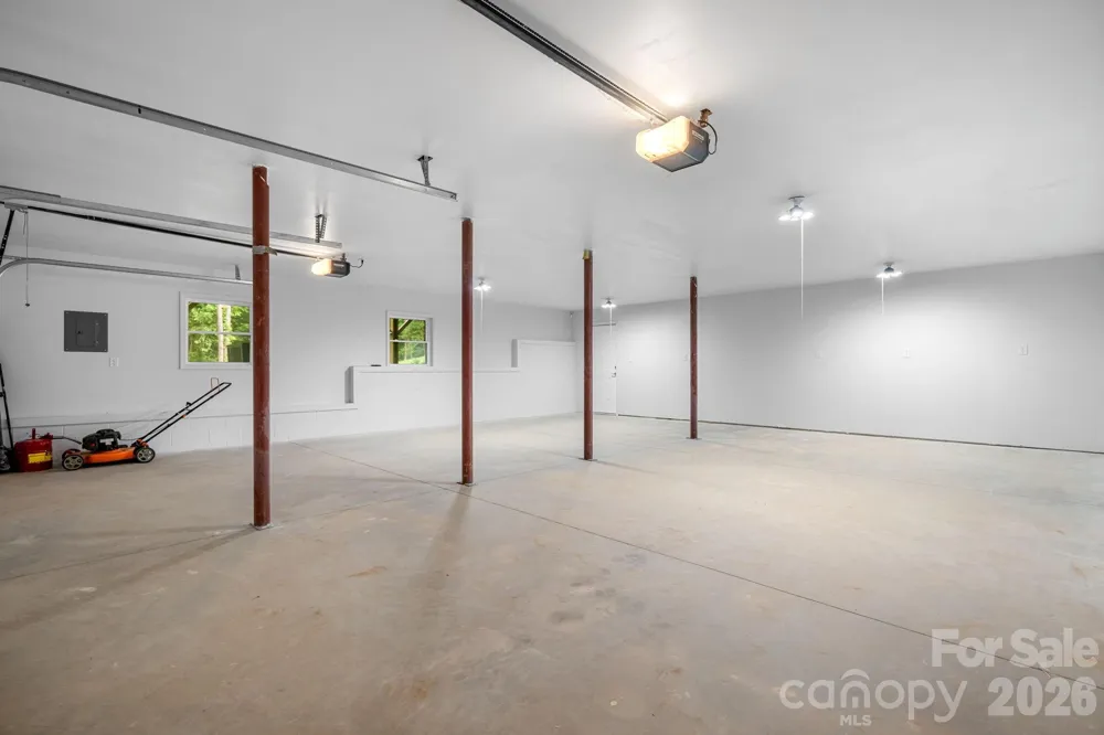 7006 Waterfront Place Granite Falls, NC 28630