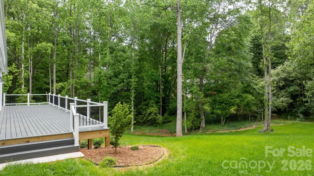 7006 Waterfront Place Granite Falls, NC 28630
